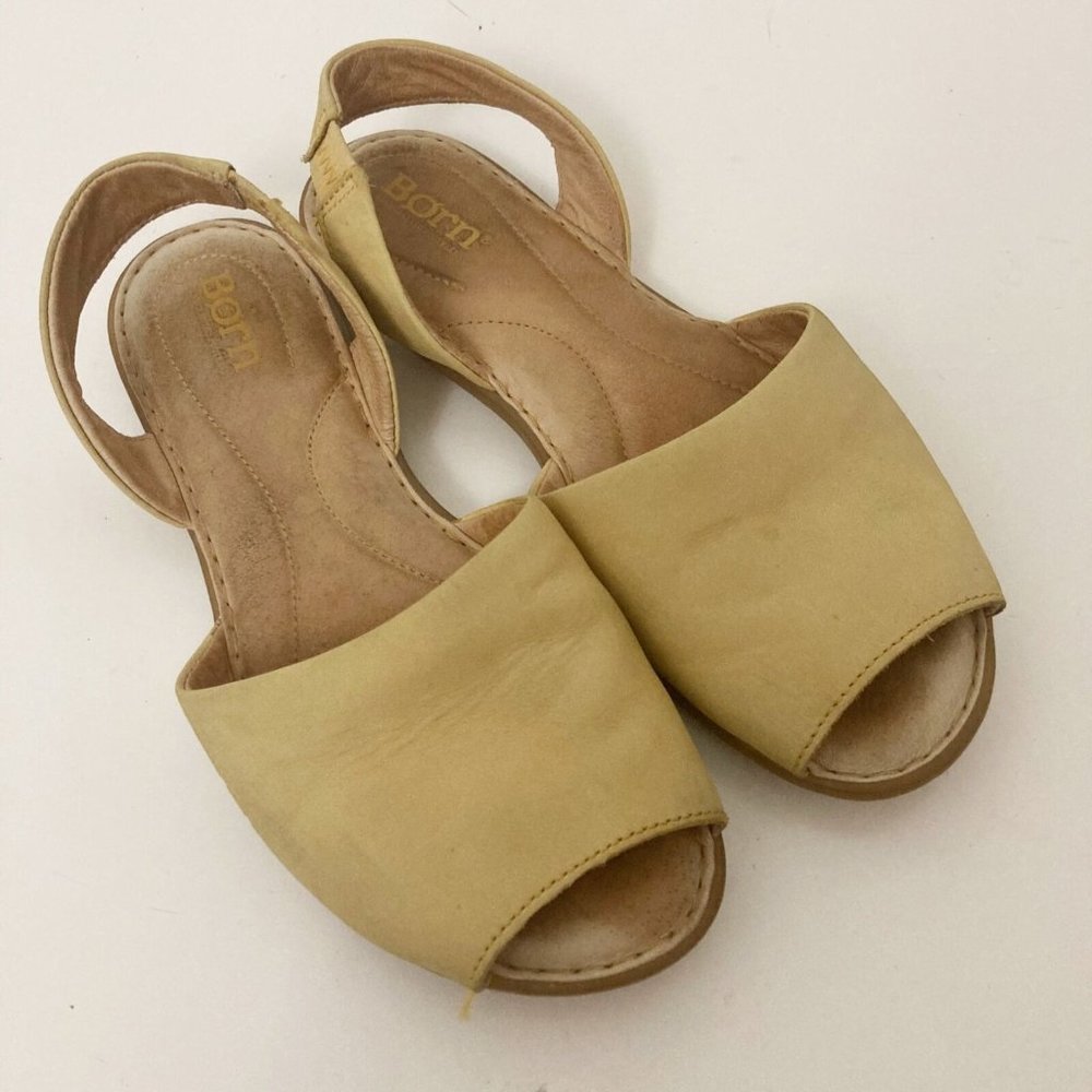 Born Trang Sandals Women's Size 8 Yellow Leather Sling Back Peep Toe Flat